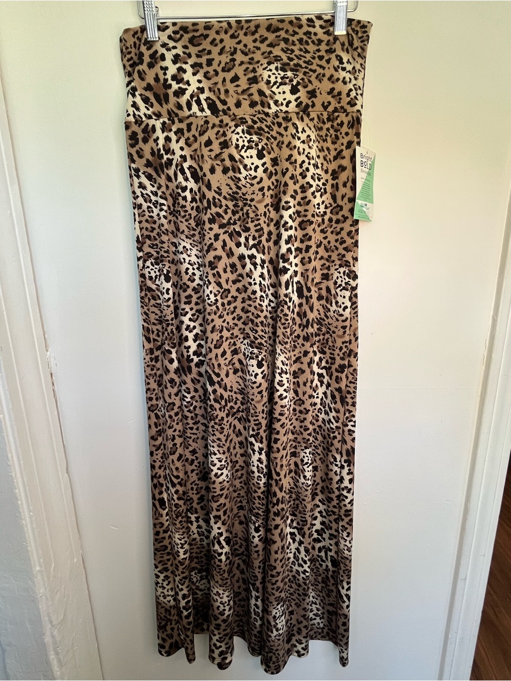 Honey & Lace NWT Lightweight Stretchy Leopard Print Maxi Skirt Womens Size Small